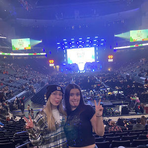 Meet your Posher, Abigail